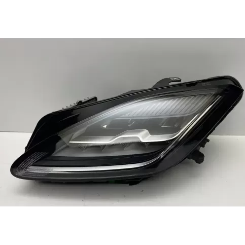0020597710 фара передняя Jaguar E-Pace 2019