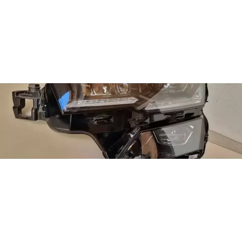 0022570807 фара передняя Skoda Karoq 2021