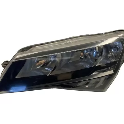01193901000318575 фара передняя Skoda Superb B8 (3V) 2019