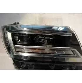 0128300600000263 фара передняя Volkswagen Crafter 2020