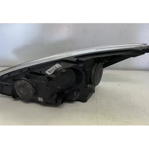 021120160424 фара передняя Ford Focus ST 2017