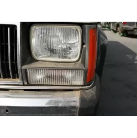 0234548 фара передняя Jeep Cherokee 1991