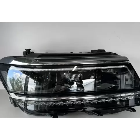 030110123600 фара передня Volkswagen Tiguan Allspace 2017