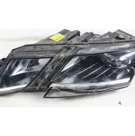 030110423100 фара передняя Skoda Octavia Mk3 (5E) 2018