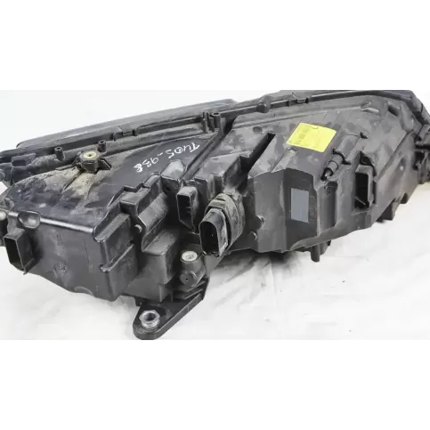 030110423100 фара передняя Skoda Octavia Mk3 (5E) 2018