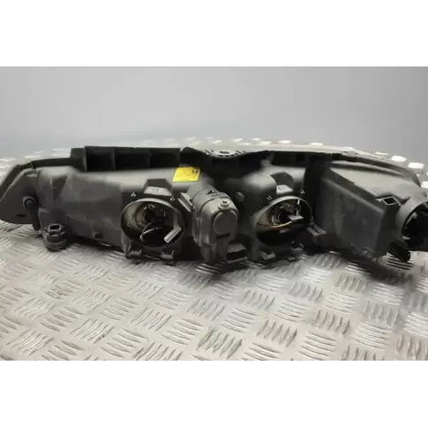 0301175402 фара передняя Peugeot 406 2002