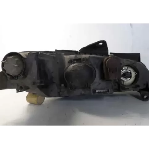 03301037021 фара передняя Peugeot 406 2000