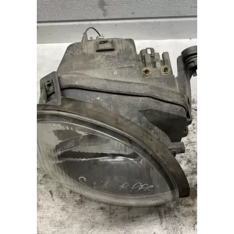 1305615905 фара передняя Fiat Ulysse 1999