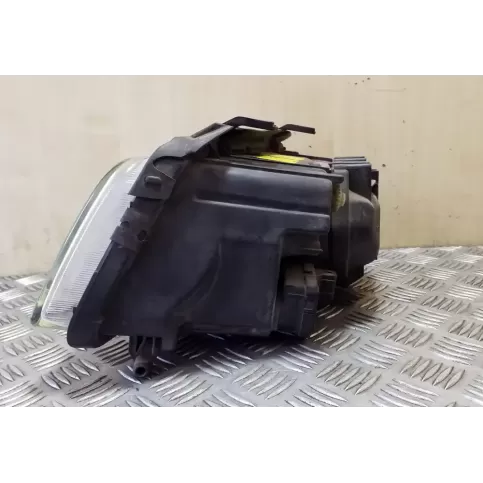 1307022207 фара передняя Audi A4 S4 B5 8D 1996