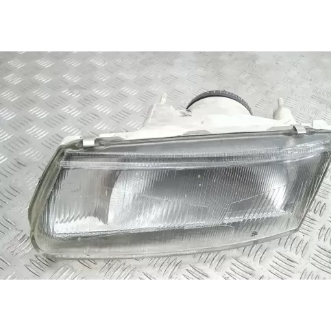 14525900 фара передняя Mitsubishi Carisma 1998