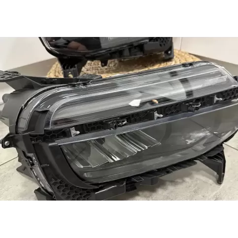 148R001 фара передняя Jeep Avenger 2023