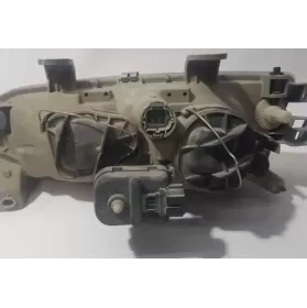 260109F101P3 фара передняя Nissan Primera 1996