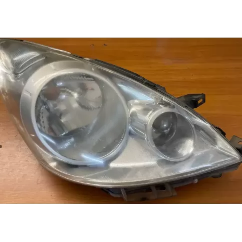 26010BH10A фара передняя Nissan Note (E11) 2010