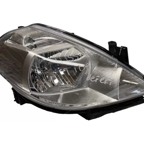 26010EM00A фара передняя Nissan Tiida C11 2011