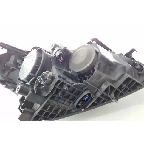 26060BR60B фара передняя Nissan Qashqai 2013