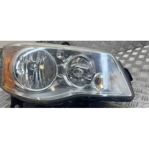 26410201 фара передня Chrysler Grand Voyager V 2011
