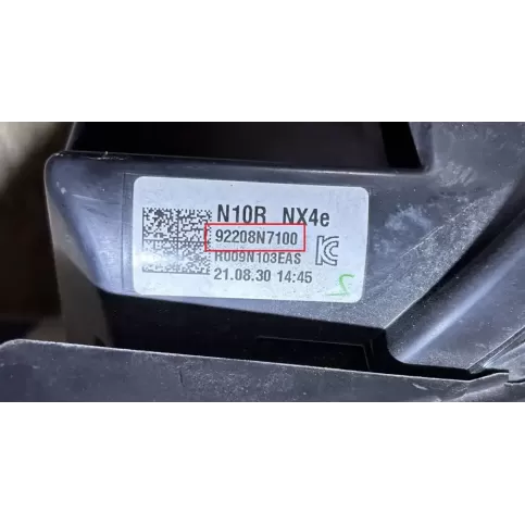 3305819 фара передняя Hyundai Tucson IV NX4 2021