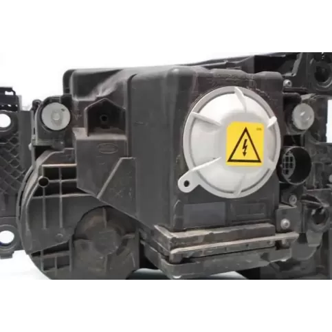3900017036 фара передняя Land Rover Discovery 4 - LR4 2009