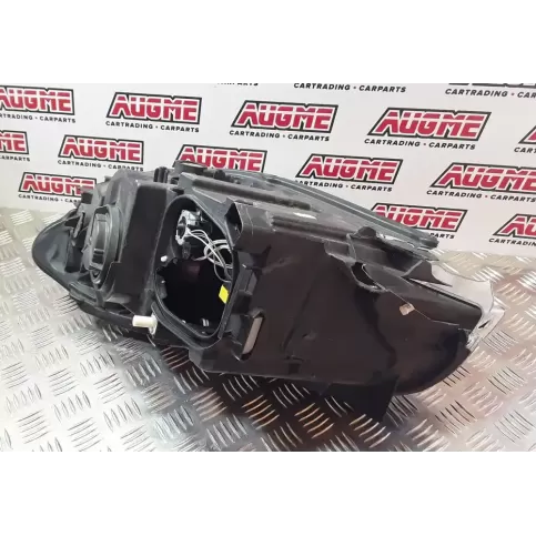 58845885 фара передня BMW X1 E84 2013