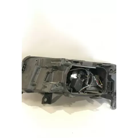 5LE00888004 фара передня Audi A6 S6 C6 4F 2005