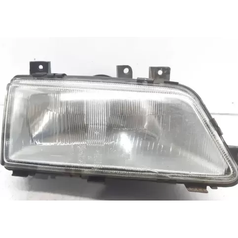 6205E4 фара передня Peugeot 405 1988