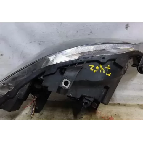 6J2941021J фара передняя Seat Ibiza IV (6J,6P) 2008