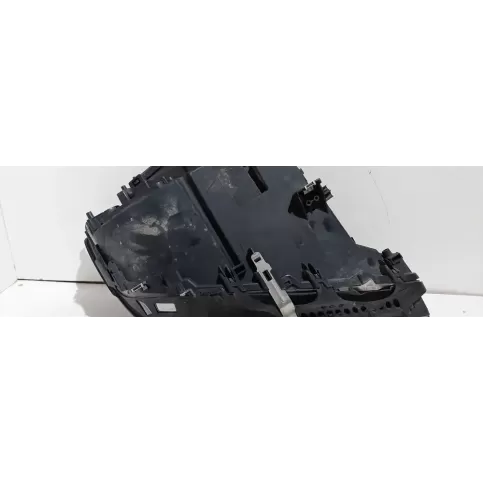 7182149 фара передняя BMW 7 F01 F02 F03 F04 2010