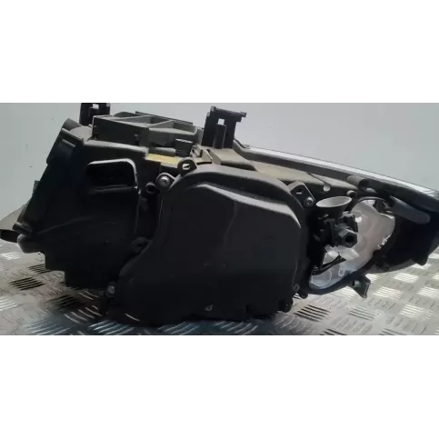 7239932 фара передня BMW 3 E92 E93 2008