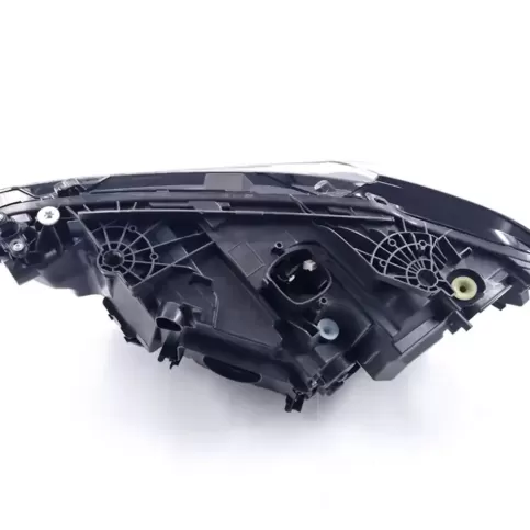 7495846-08 фара передня BMW 4 G22 G23 G24 G26 2021