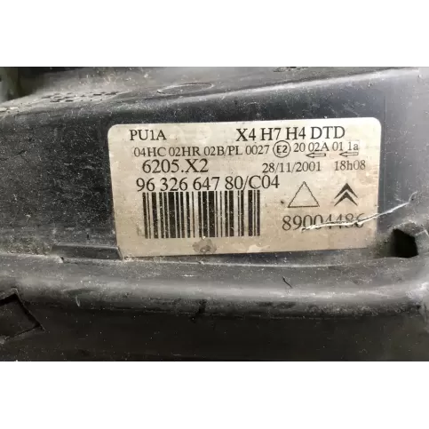 89004493 фара передняя Citroen C5 2003