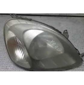 89006861 фара передняя Toyota Yaris 2002