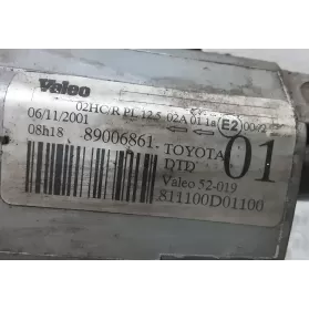 89006861 фара передняя Toyota Yaris 2002