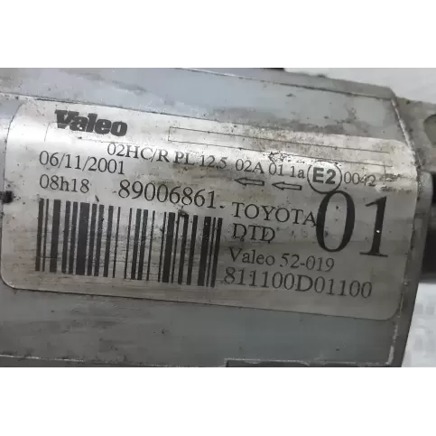 89006861 фара передняя Toyota Yaris 2002