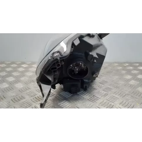 89074321 фара передняя Nissan Micra 2006