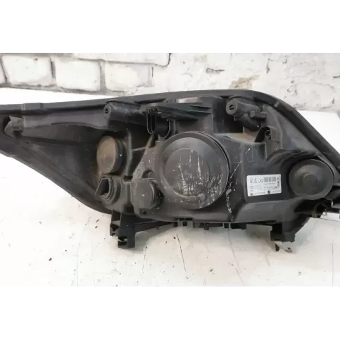 8V4113W030AB фара передняя Ford Kuga I 2009
