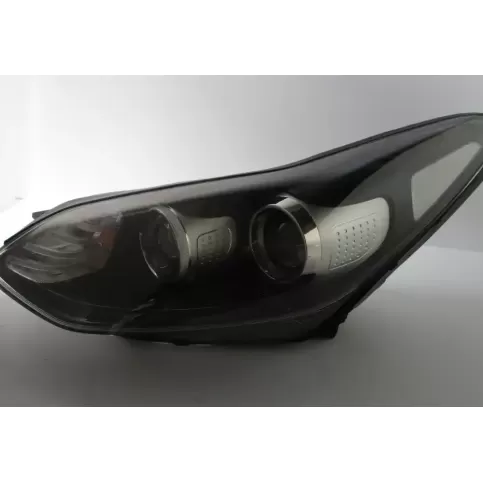 92101-F1010 фара передня KIA Sportage 2019