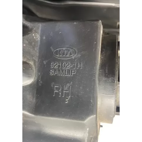921021H фара передняя KIA Ceed 2011