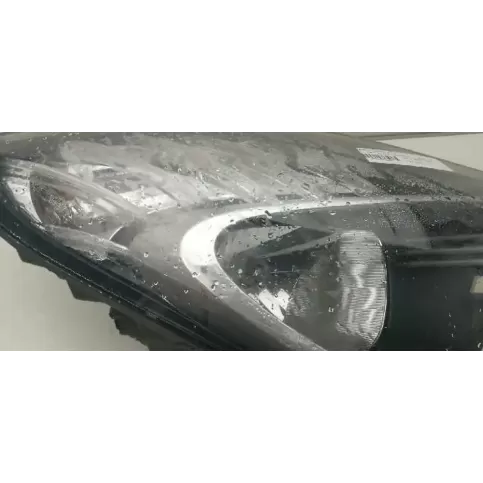 921021K000 фара передняя Hyundai ix20 2010