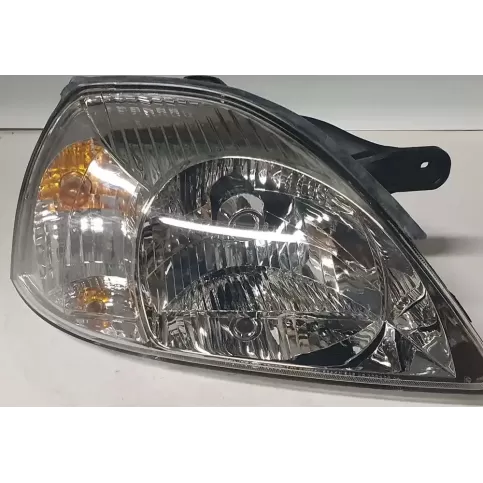 92102FD021 фара передня KIA Rio 2002