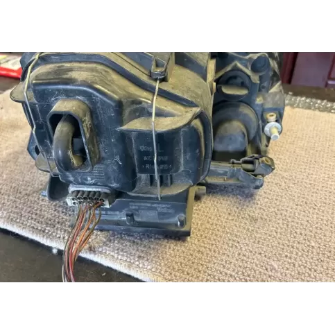 95563115700 фара передняя Porsche Cayenne (9PA) 2004