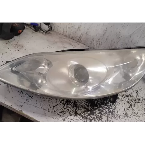 9641944280 фара передняя Peugeot 407 2006