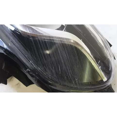 9808581280 фара передняя Toyota Proace 2019
