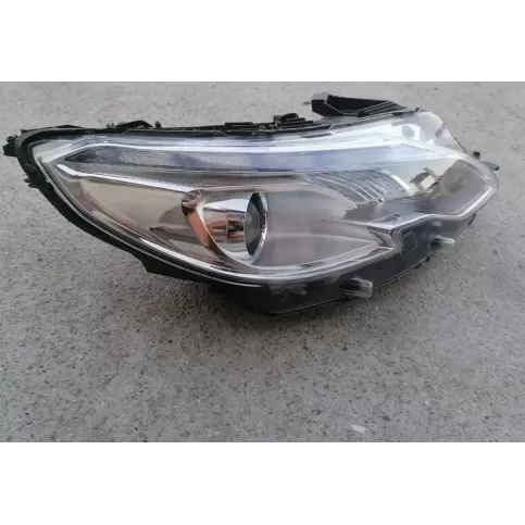 9815403080 фара передняя Peugeot 2008 I 2016