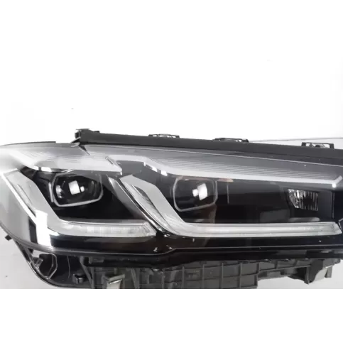 9850582-07 фара передня BMW 5 G30 G31 2022