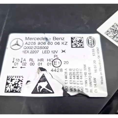 A2059066006 фара передняя Mercedes-Benz C W205 2013