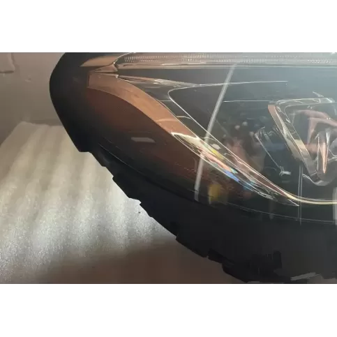 A2059068402 фара передняя Mercedes-Benz C W205 2017
