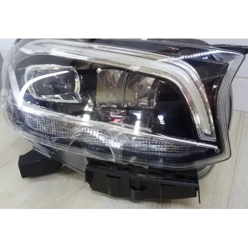 A4709060900 фара передняя Mercedes-Benz W470 2017