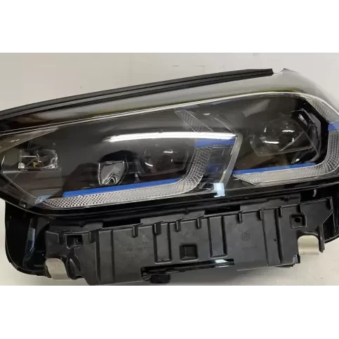 A95A0E611 фара передняя BMW X3 G01 2022