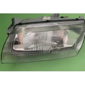 BG2L51040C фара передня Mazda 323 1997