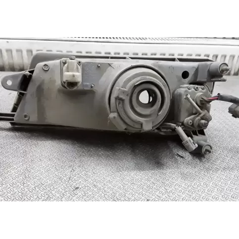 E13020393 фара передня Subaru Impreza I 1994